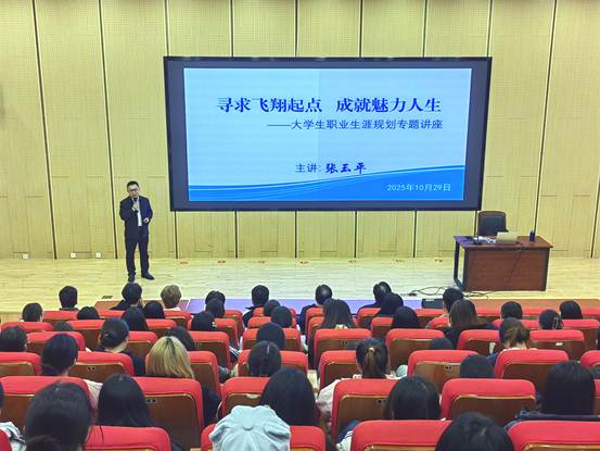 会议室里的人们AI 生成的内容可能不正确。